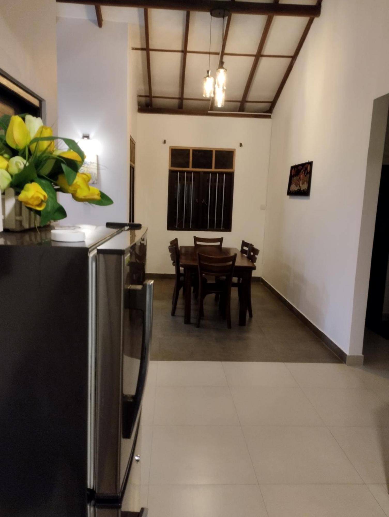 Villa Hilltop By Yehansa With Unlimited Fiber Wifi Hikkaduwa Zewnętrze zdjęcie